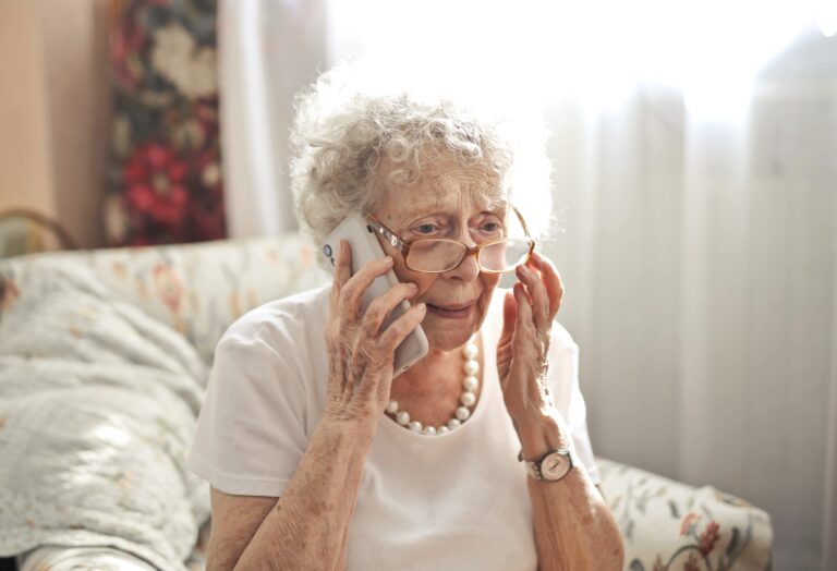 daisy arnaque telephone intelligence artificielle ia